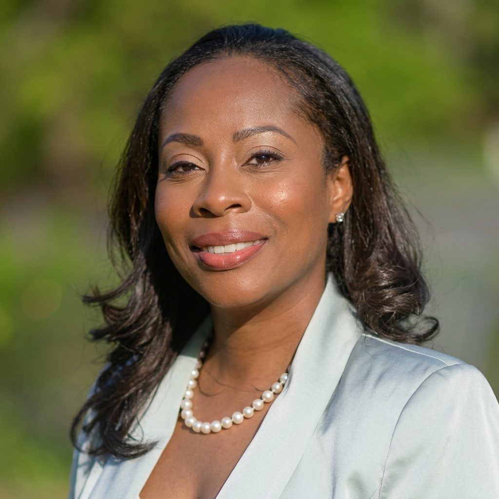 Dr. Samira Savoury